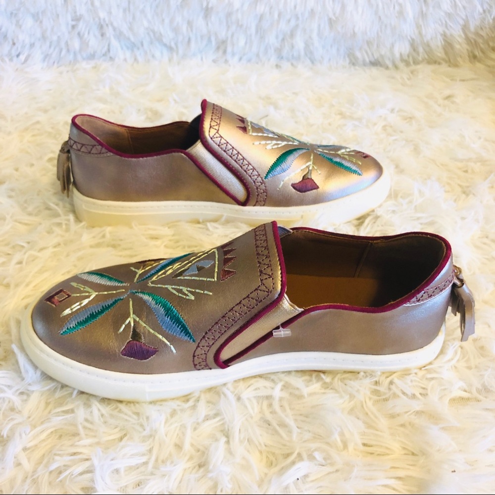 Frye || Gemma Stitch Shoes